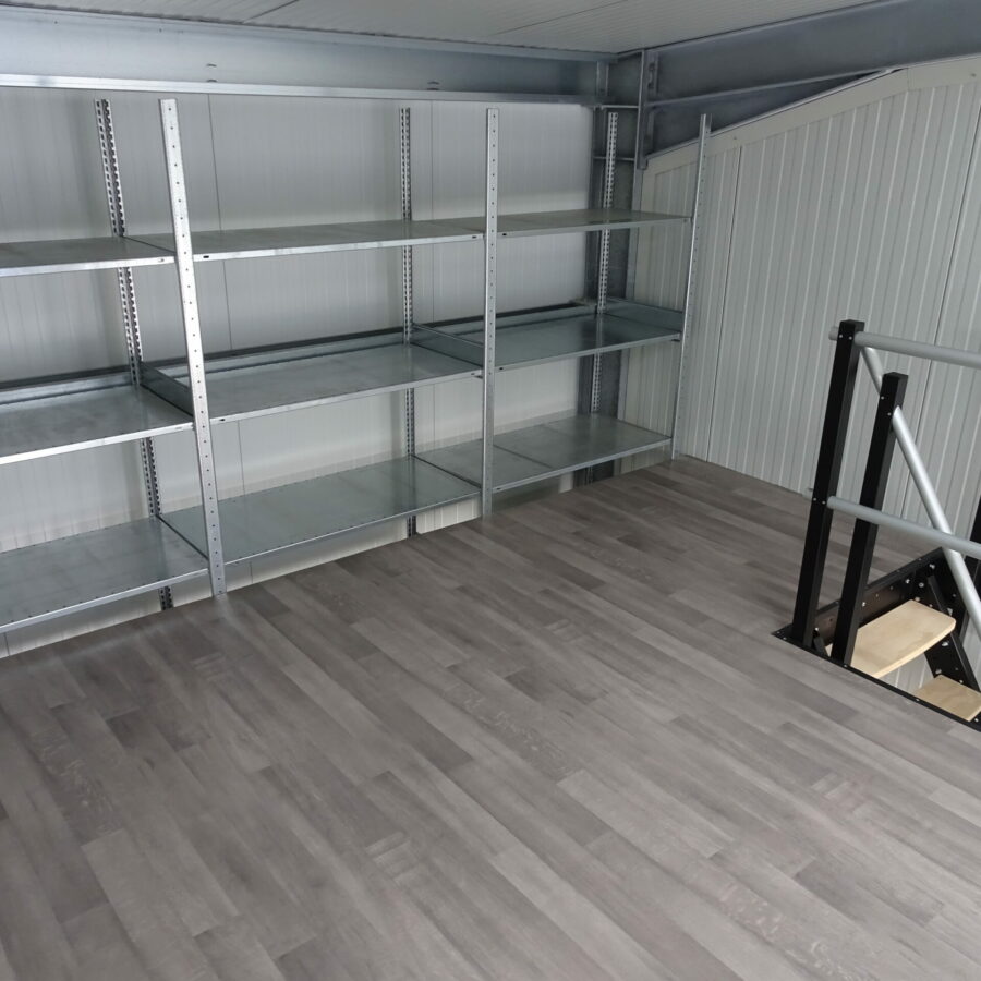 Einheit Erdgeschoss Blick Lagerbühne oben Einheit Erdgeschoss Blick Lagerbühne oben